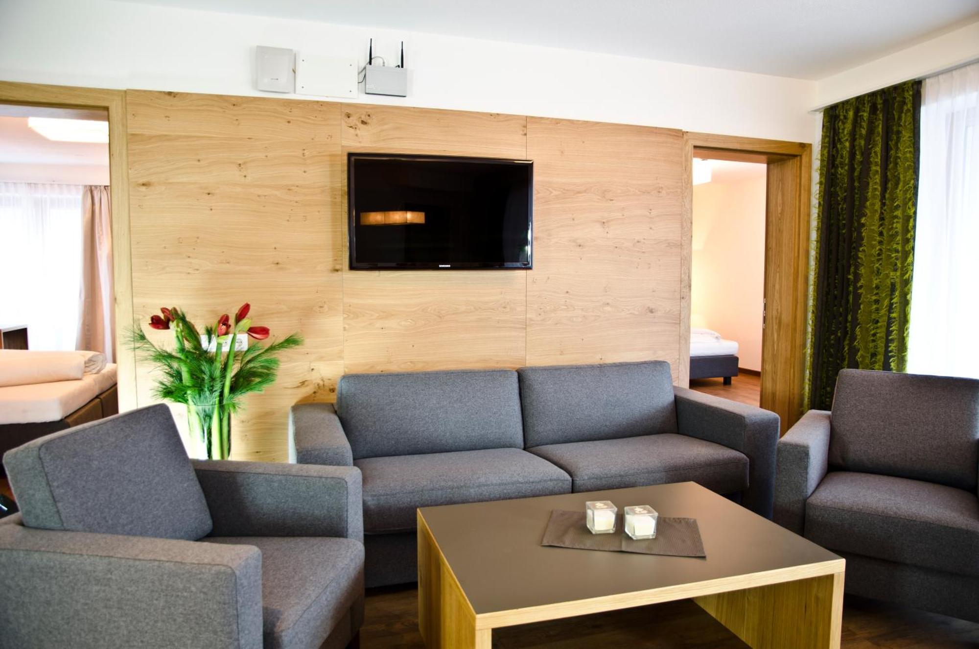 Hotel Garni Alpenland Ischgl Esterno foto