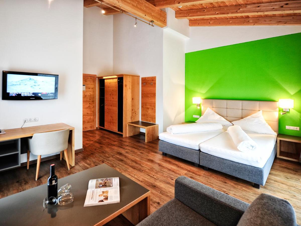 Hotel Garni Alpenland Ischgl Esterno foto