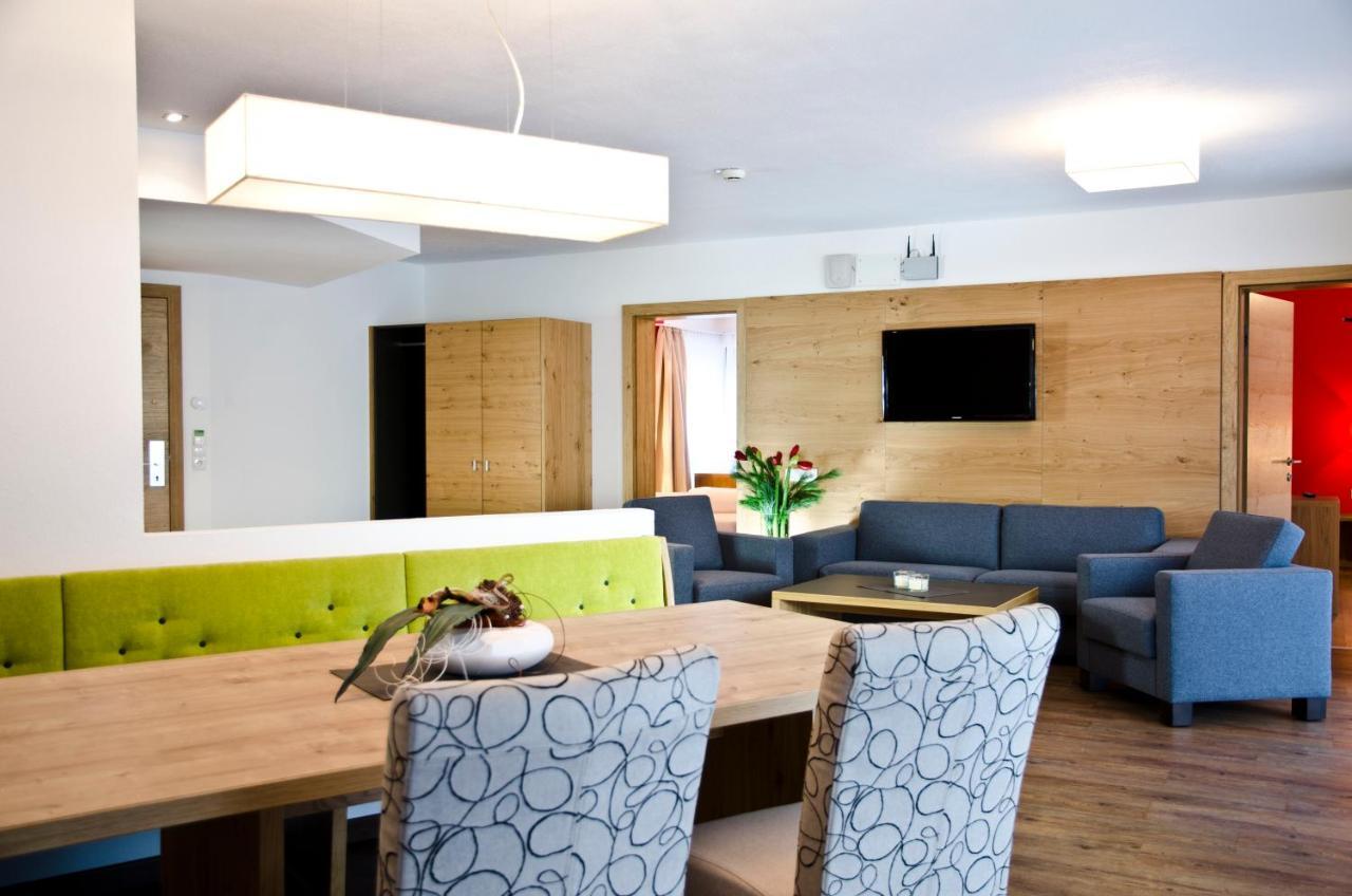Hotel Garni Alpenland Ischgl Esterno foto