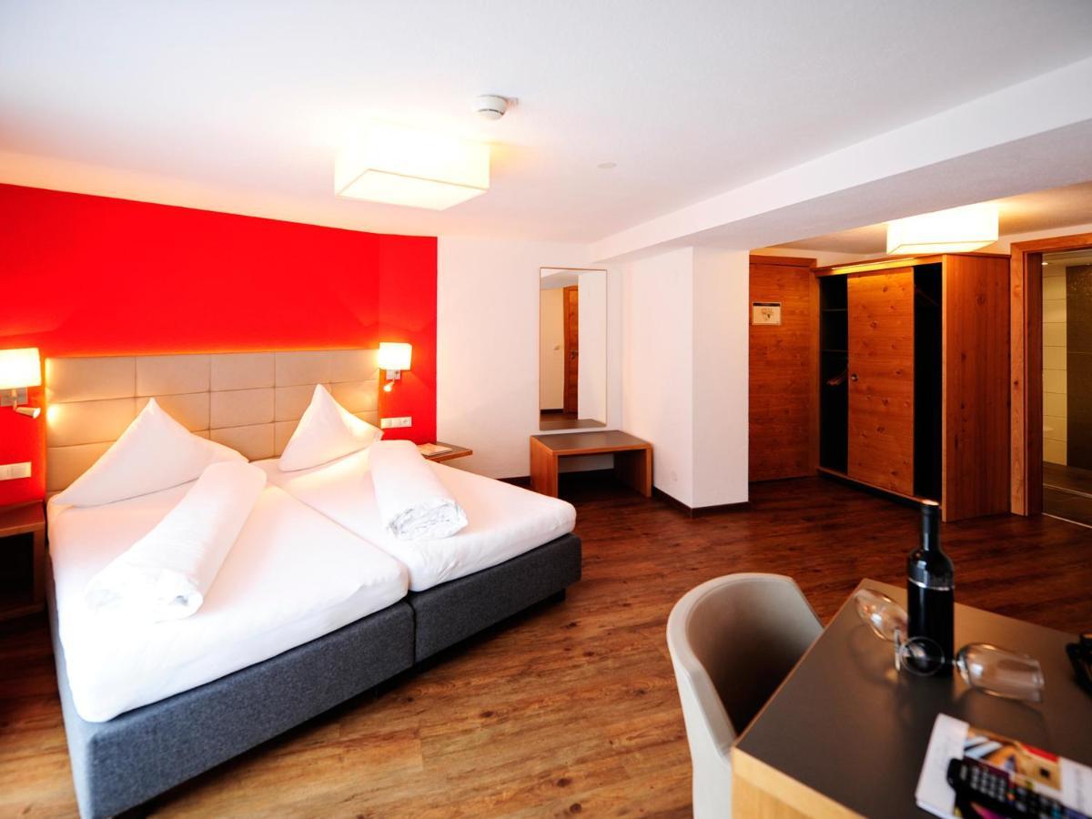 Hotel Garni Alpenland Ischgl Esterno foto